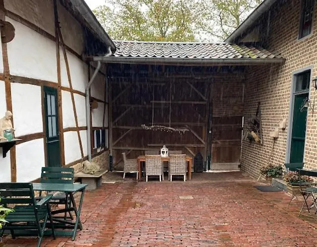 Boerderij, Voorhuis Nyaraló